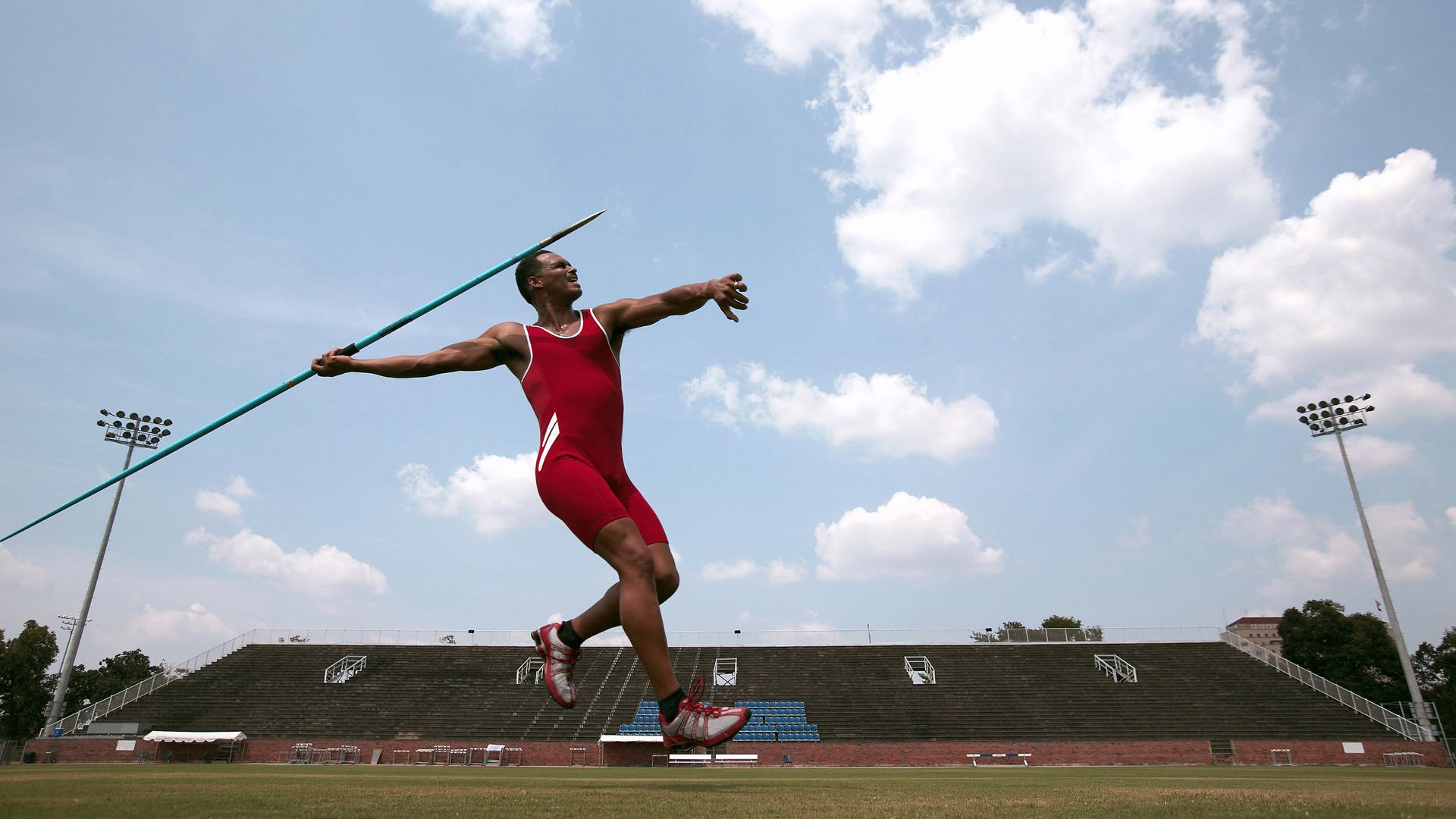 全国青少年攀岩趣味体验营火热招生，开启运动新篇章，攀岩青少年比赛