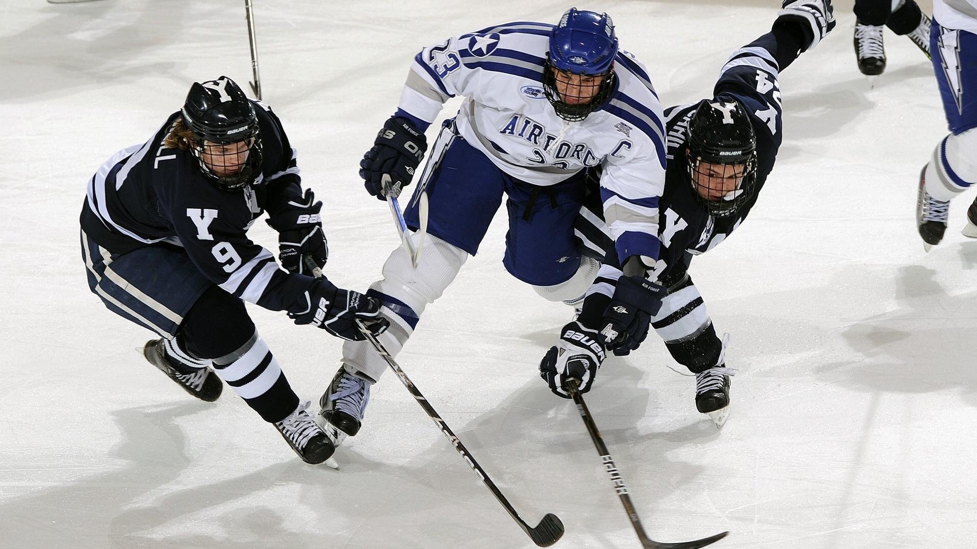 德甲领头羊之战：拜仁VS多特的冠军决战，2020德甲拜仁对多特